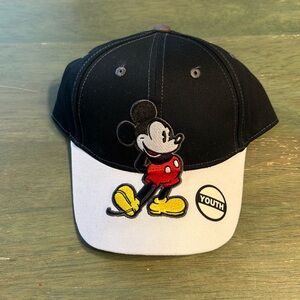 Disney Big Mickey Mouse Classic Embroidered - Baseball Cap NWT